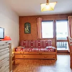 Apartment Les Jardins Du Mont-blanc-4 By Interhome